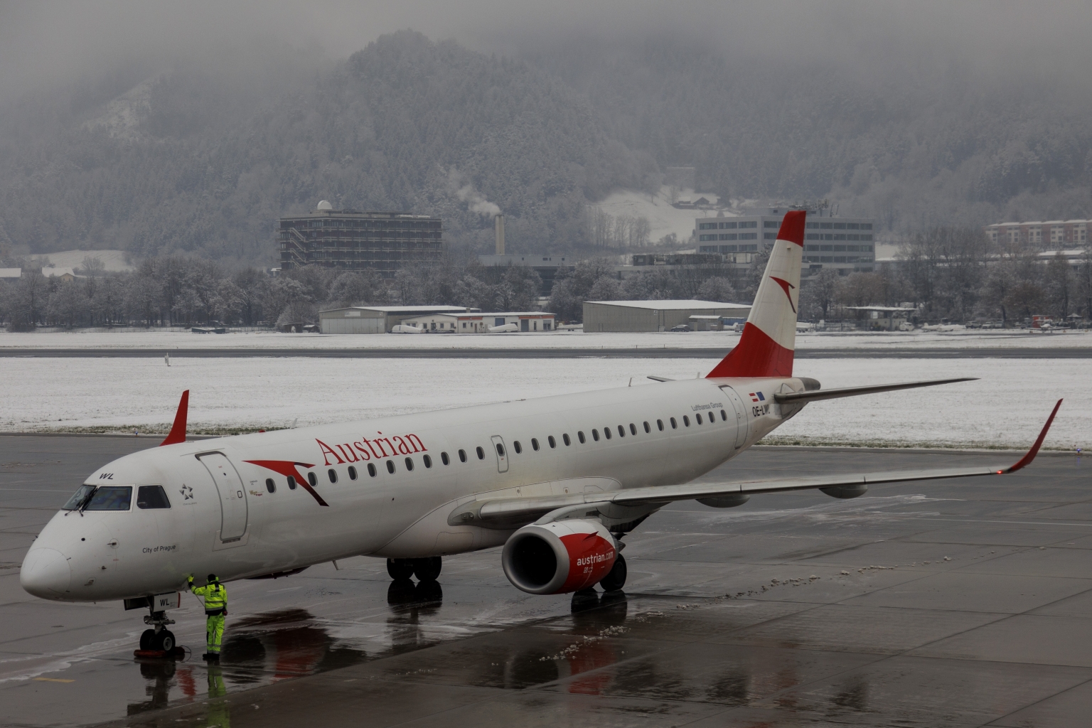 Preview 20221210 Winterflugtag am Innsbruck Airport (59).jpg
